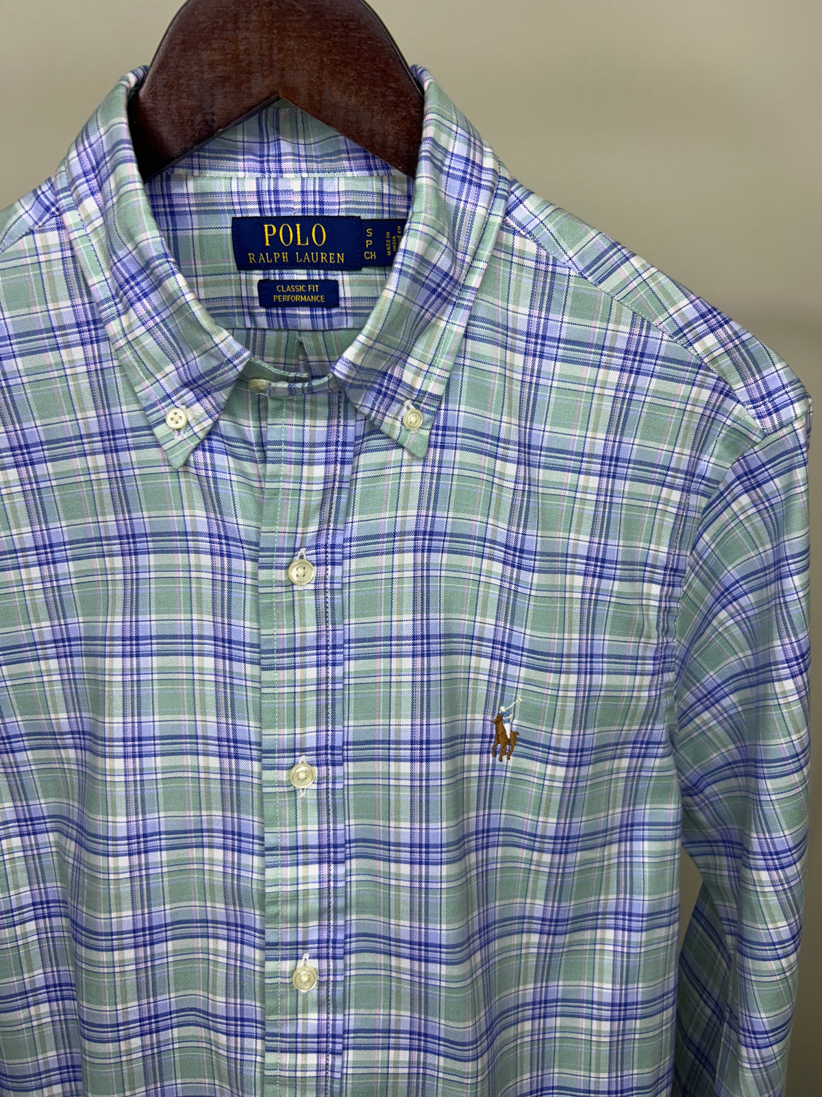 A Ralph Lauren Plaid Performance shirt / Classic fit