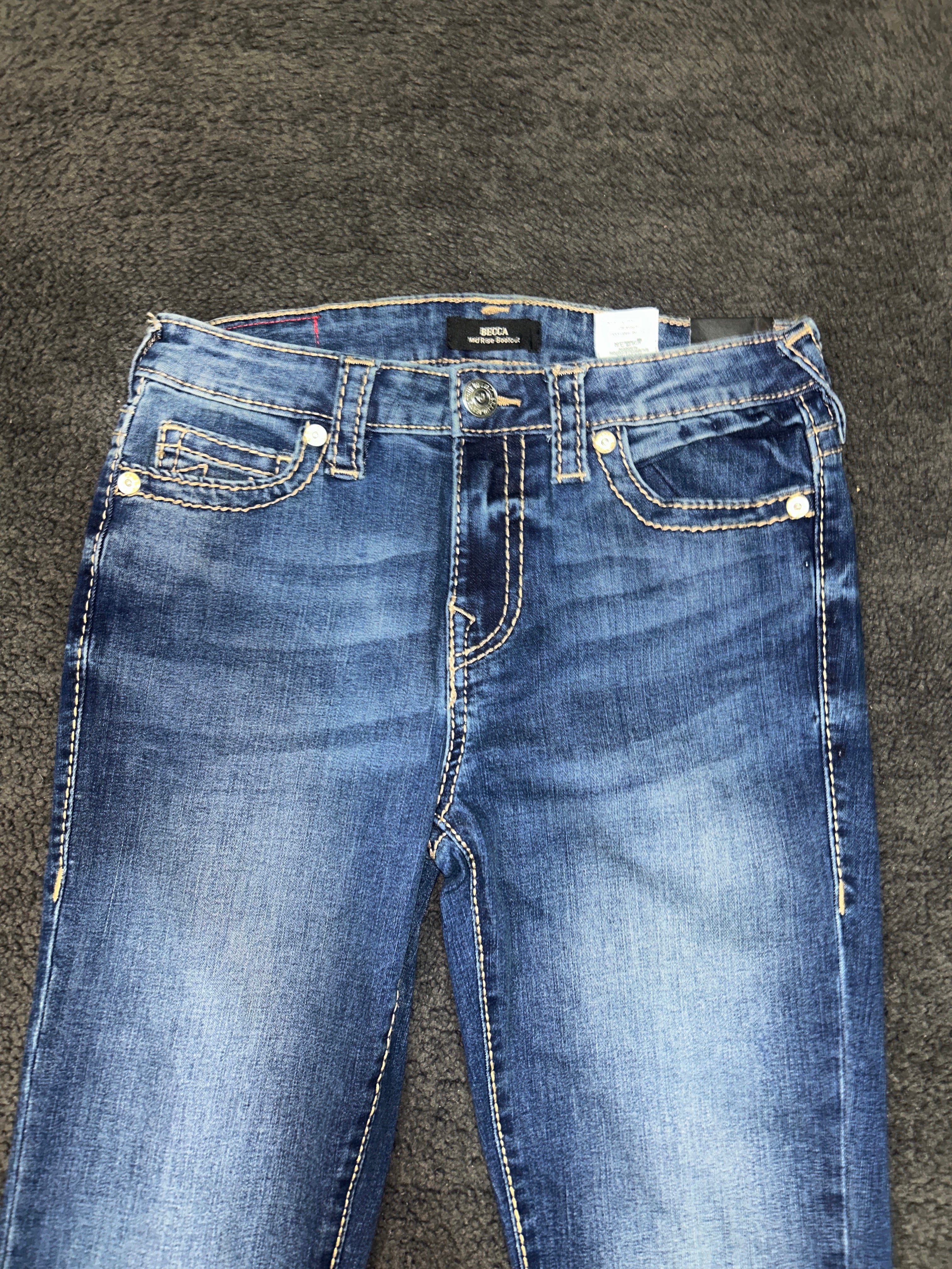 True religion jean female bootcut Big T