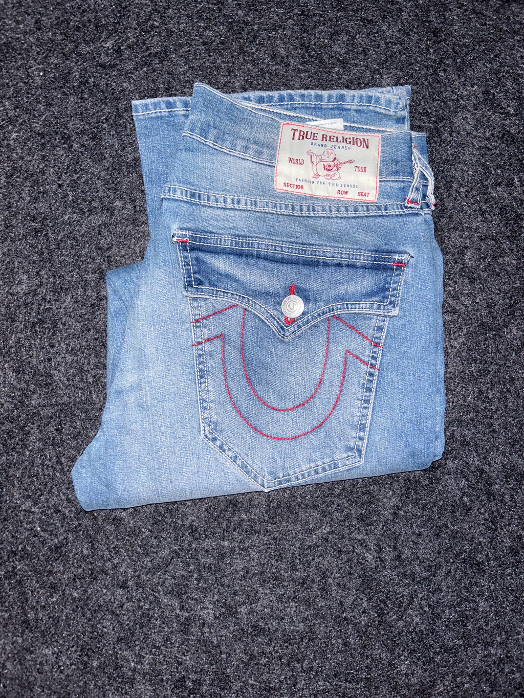 Size 32,34,36 Billy fit (bootcut) sn True religion jeans