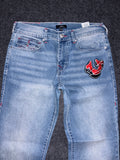 Size 32,34,36 Billy fit (bootcut) sn True religion jeans